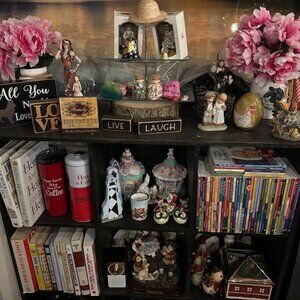 Figurines, Book collections & more - available on LIVE SHOW only -